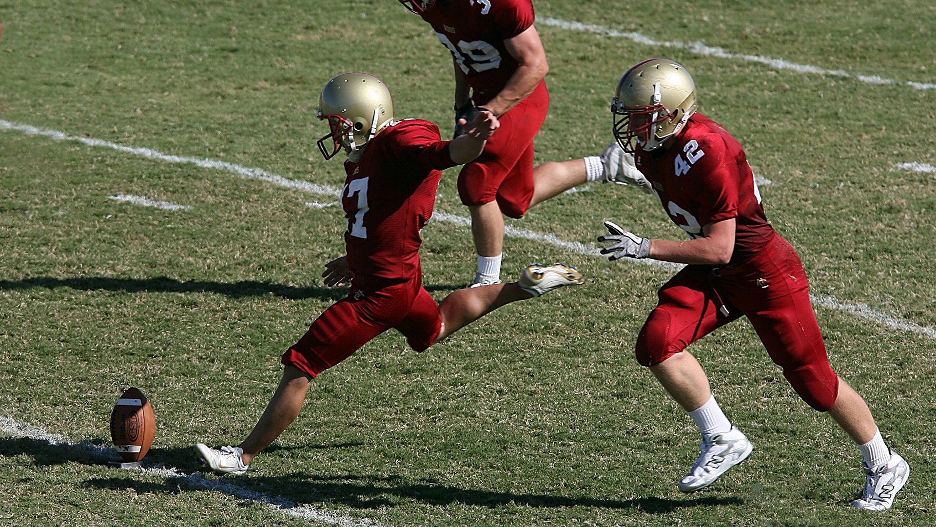 全球电竞锦标赛落幕，中国战队斩获冠军创历史