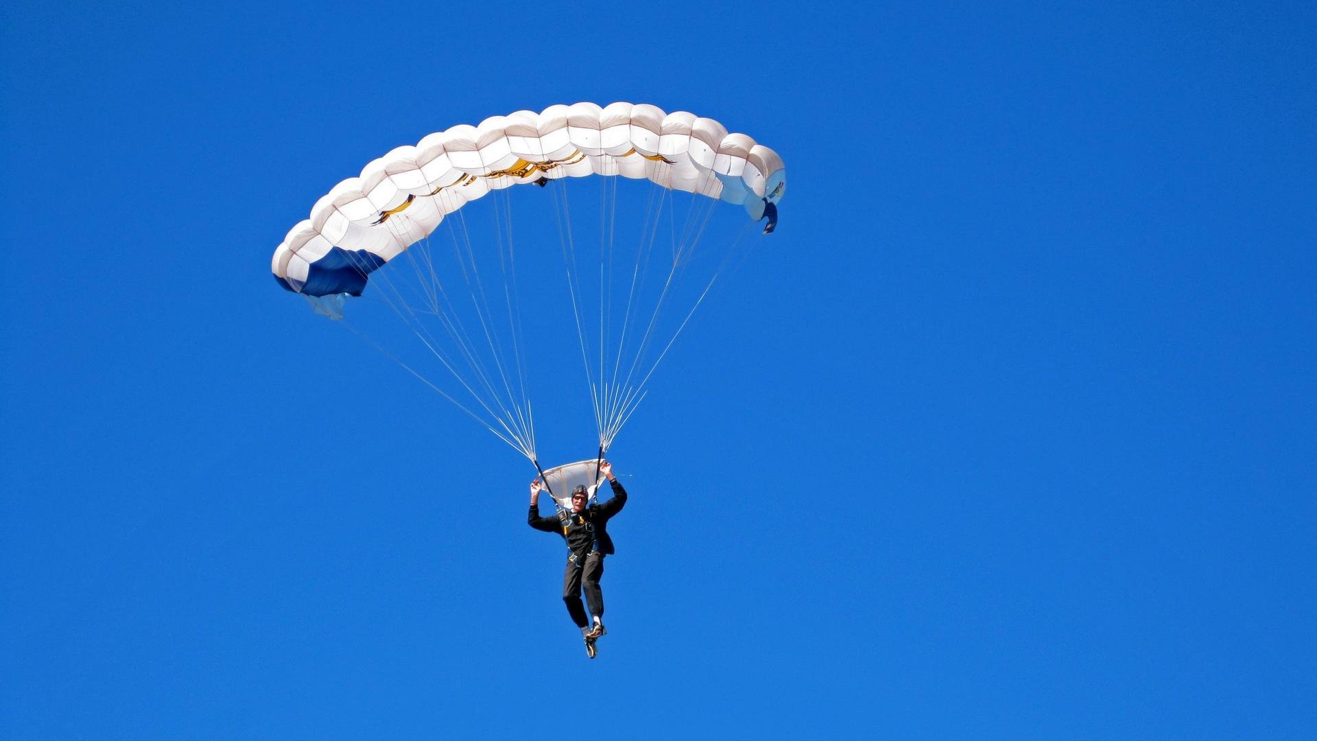 全国游泳锦标赛圆满落幕 新星闪耀老将坚守